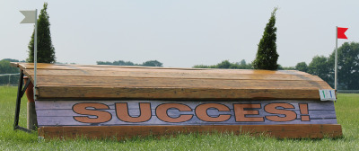 eventingequipment bak met spandoek