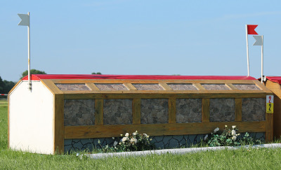 eventingequipment bak met tegels