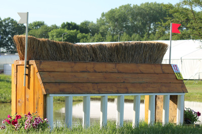 eventingequipment bezembak onder open