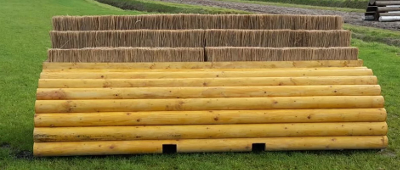 eventingequipment brede spong met drie dubbele haag