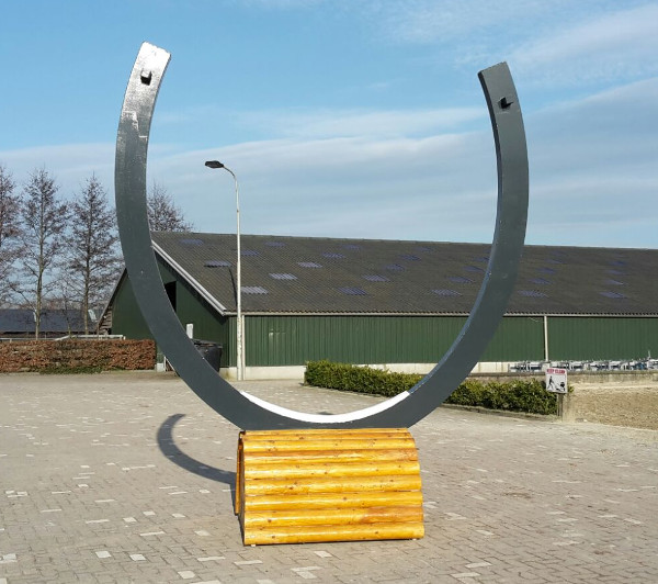 Hoefijzer hindernis met kalkoenen Hoefijzer hindernis met kalkoenen