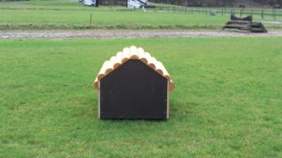 eventingequipment  smalletje met balkjes