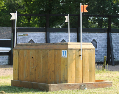 eventingequipment steile punt in bak