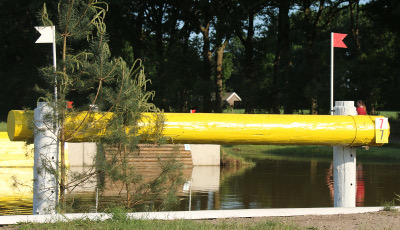 eventingequipment waterinsprong boomstam